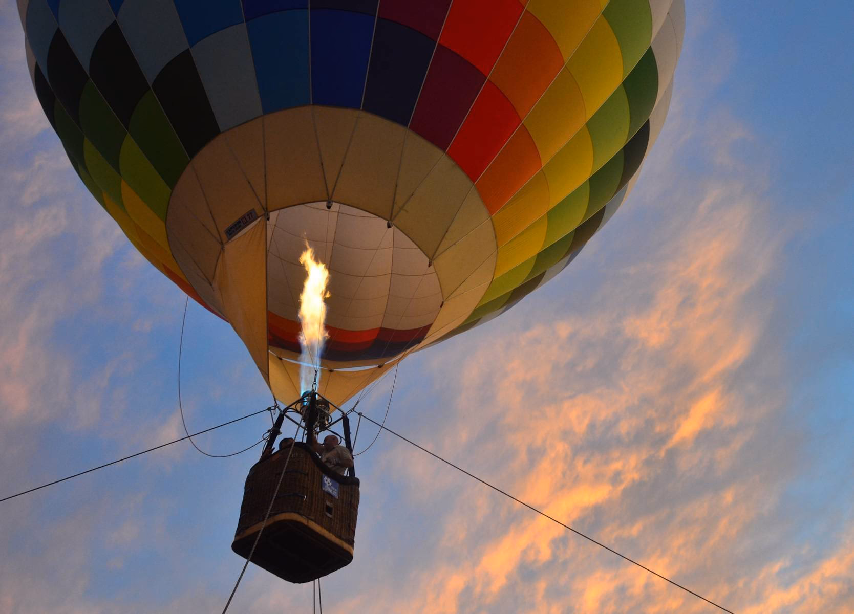 ¿Cuál es el precio de un globo aerostático?