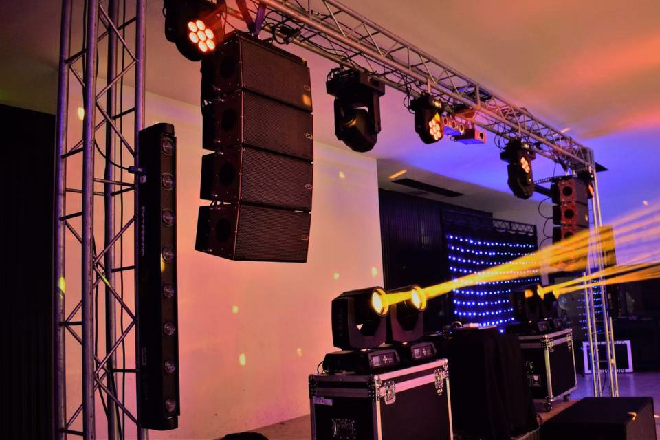 ¿Qué es sonido e iluminación?