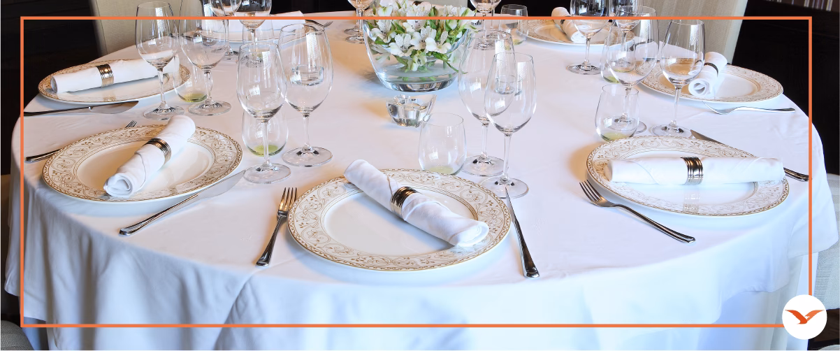 ¿Cómo debe ir una mesa formal?