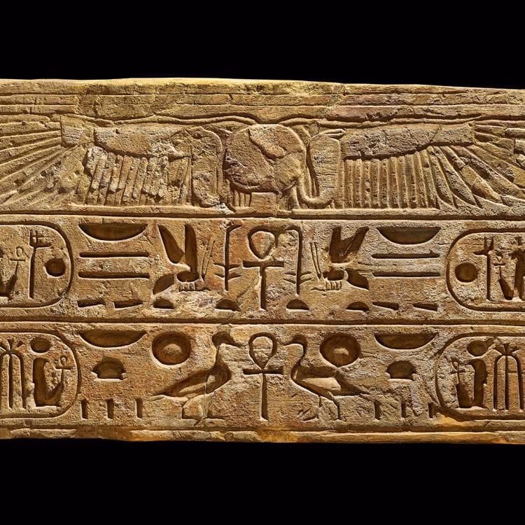 What are 5 historical facts about Egypt?