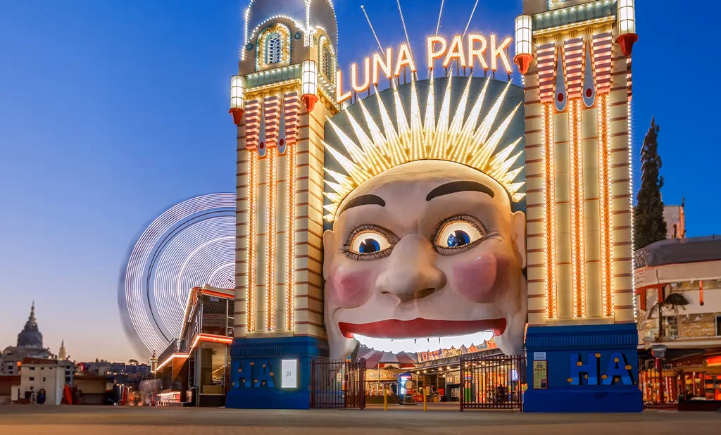 How many hours do you need at Luna Park Sydney?