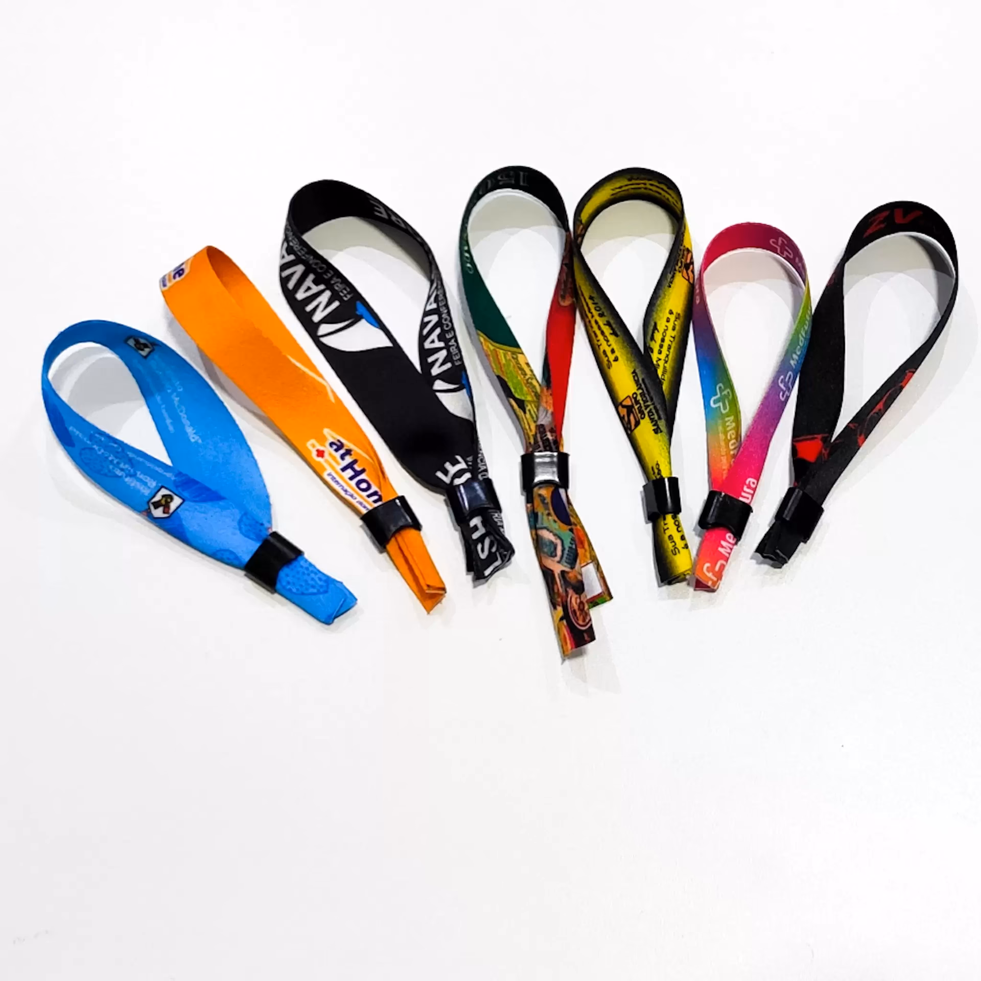 Quantos dias dura a pulseira neon?