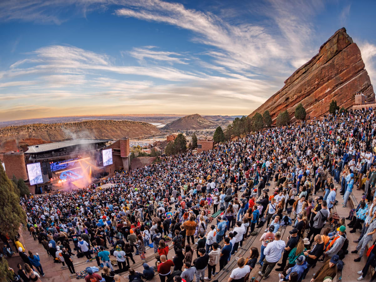 Can you get married at Red Rocks?